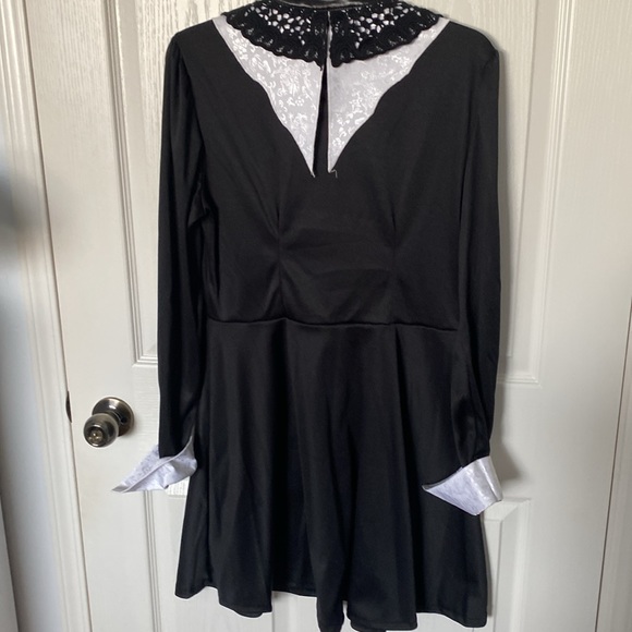 Wednesday Dress! - Picture 4 of 4